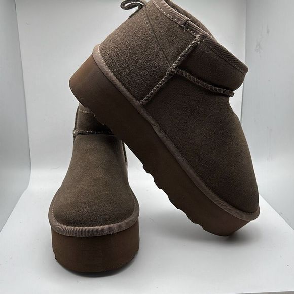 CUSHIONAIRE Women's Genuine Suede pull on platform boot +Memory Foam 9 TAUPE - Picture 6 of 7